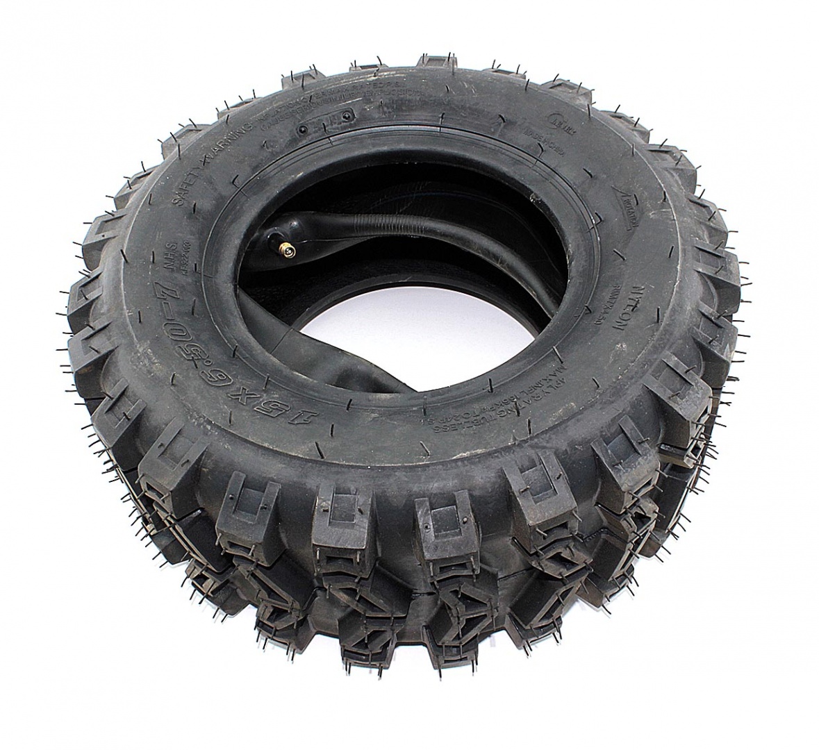 Покрышка колеса с камерой для снегоуборщика 15х6.50-7 144026