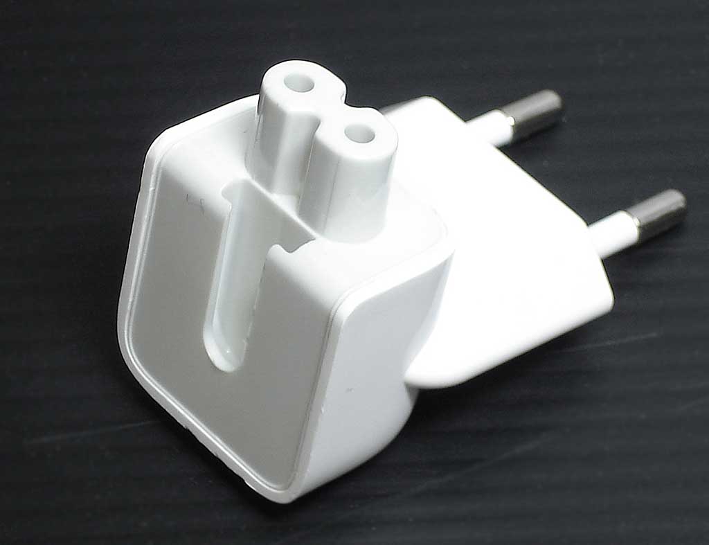 Адаптер-переходник Europlug (Евровилка) для блоков питания Apple