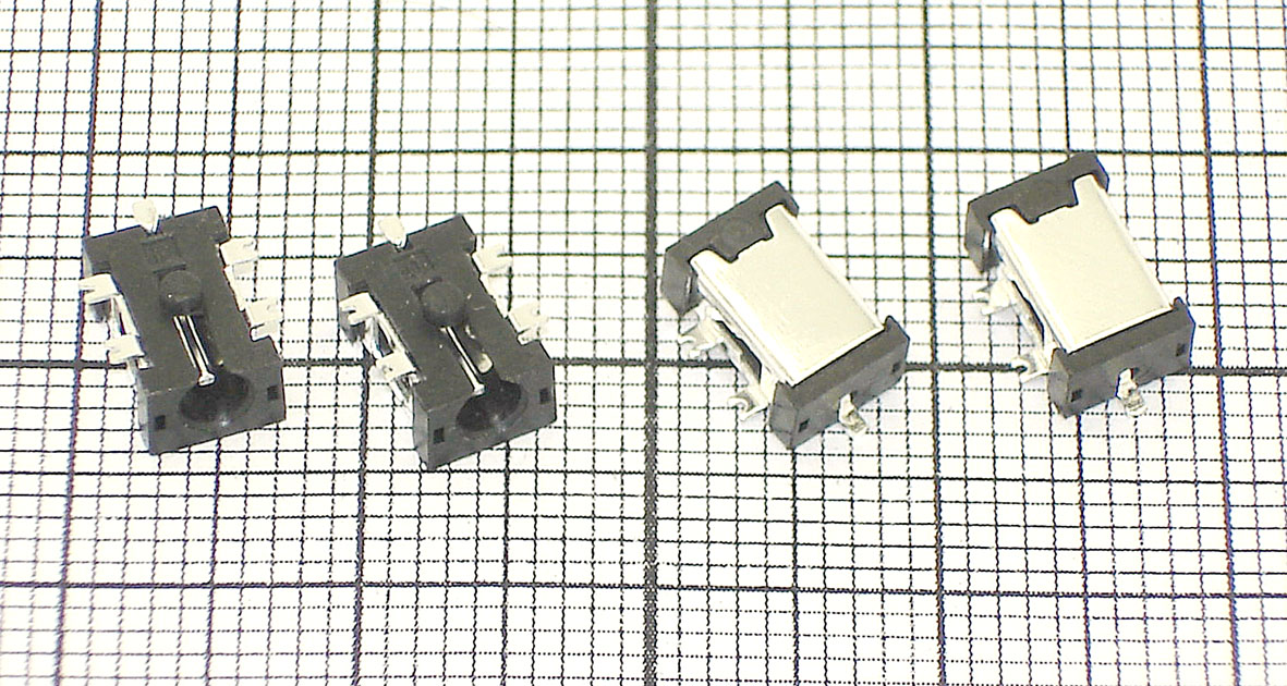Разъем питания для планшета №7 (0.7х2.5мм)