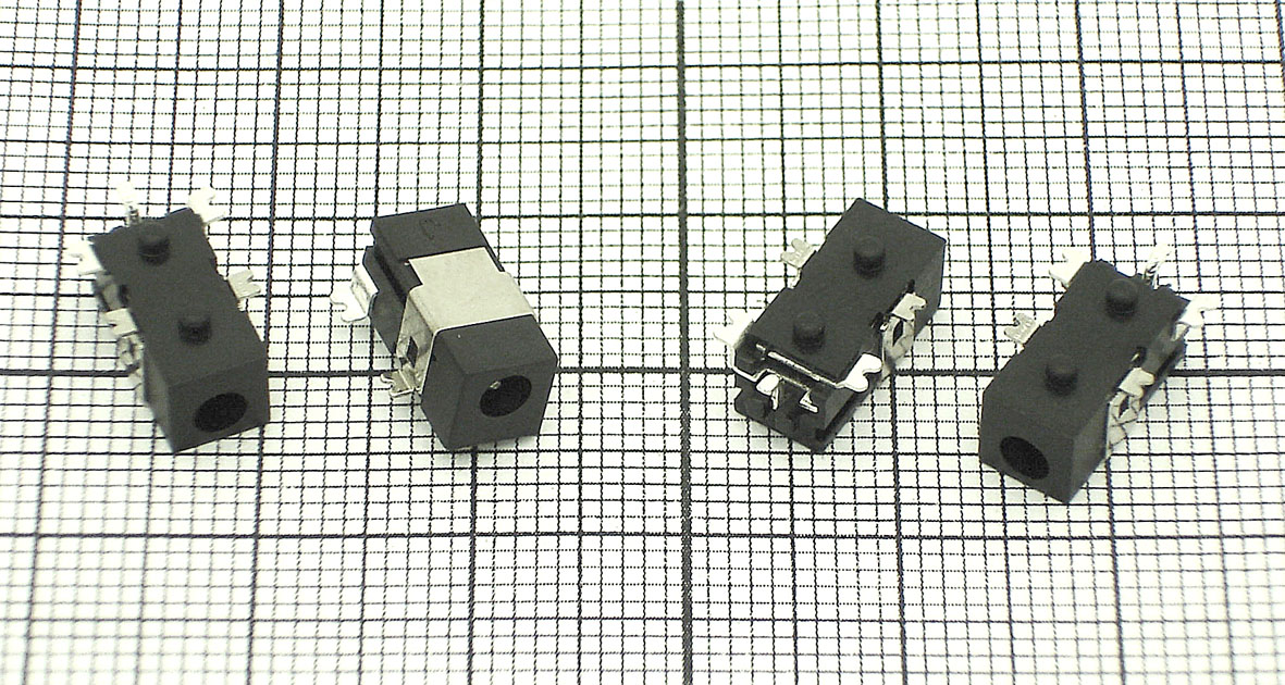 Разъем питания для планшета №5 (0.7х2.5 мм)