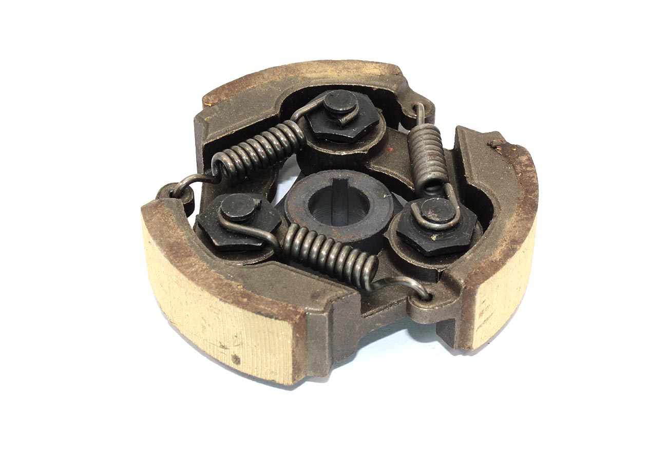 Муфта сцепления  для мотокос 411 (из 3х частей) 102038