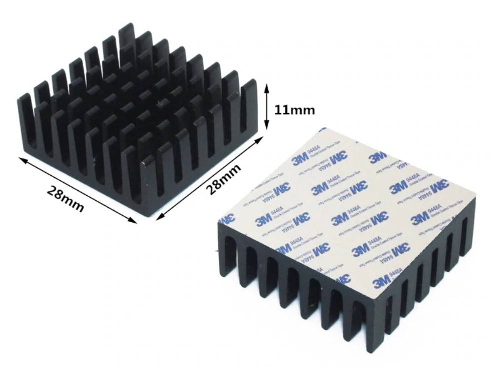 Аллюминиевый радиатор 28х28х10 мм с термоскотчем 3M 9448A